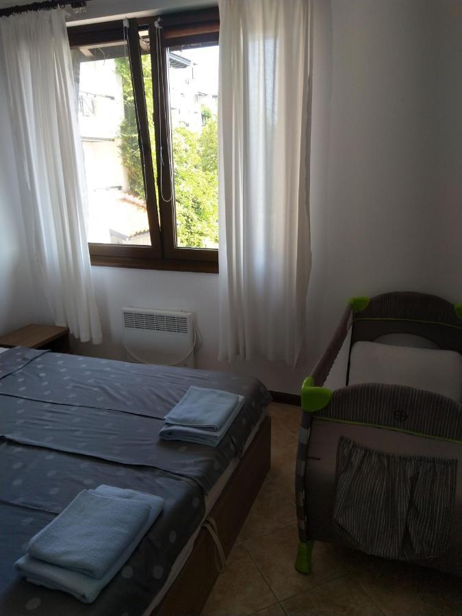 Apartment In The Picturesque Oasis Resort & Spa 로제넷츠 외부 사진