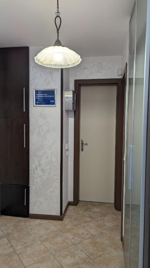 Apartment In The Picturesque Oasis Resort & Spa 로제넷츠 외부 사진